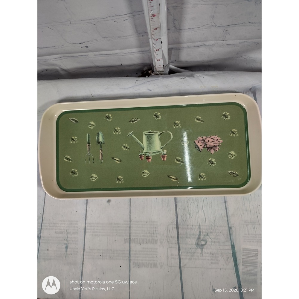Pfaltzgraff Precidio Melamine Garden Serving Tray Green Watering Can 14 Inch - Picture 2 of 8
